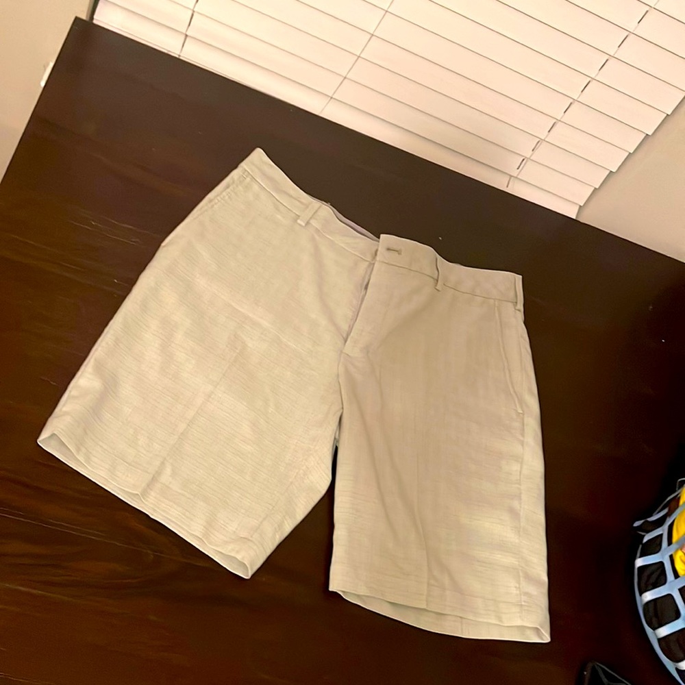 Golf shorts